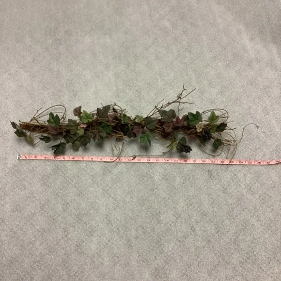 Grapevine Artificial Ivy Garland Wall or Table Decor - Picture 4 of 10